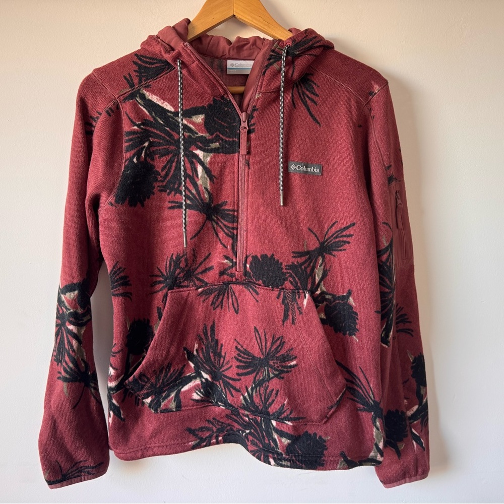 Columbia Women’s Burgundy and Black Patterned Half Zip Up Sweater Size S